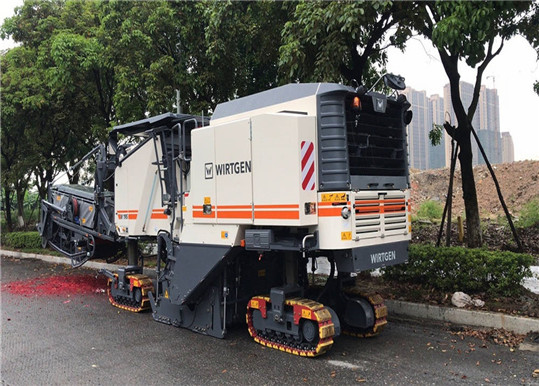 稀浆封层车