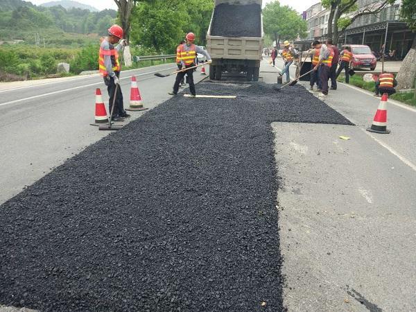 观澜沿河路改造